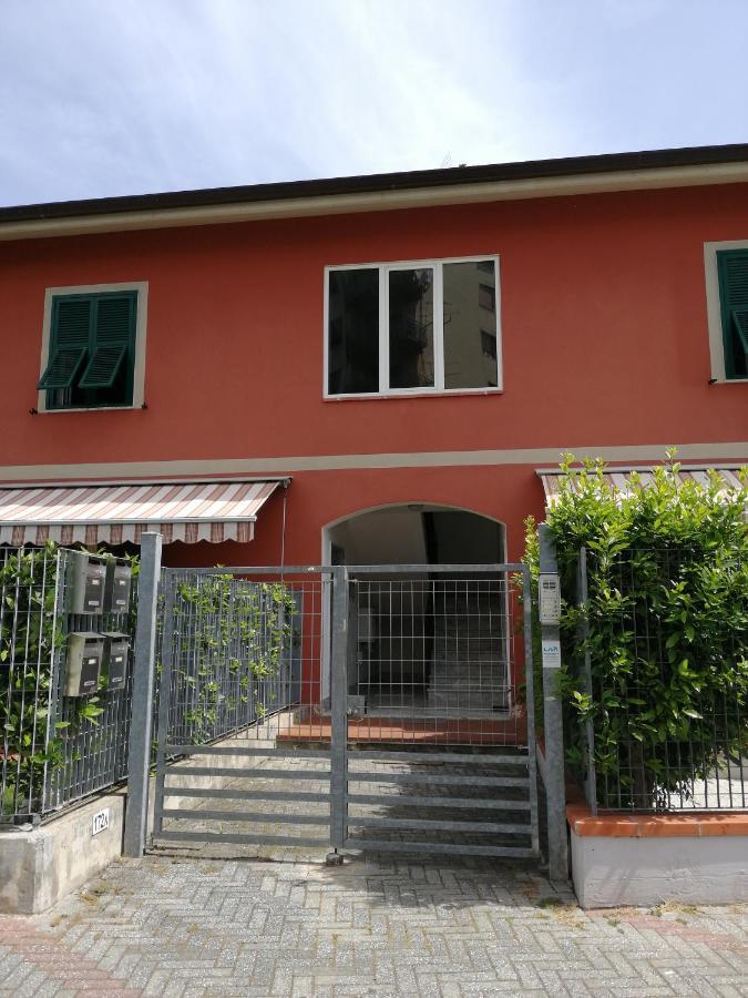 Alba Casa Vacanze - Lerici, 5 Terre Villa Romito Magra Exterior photo